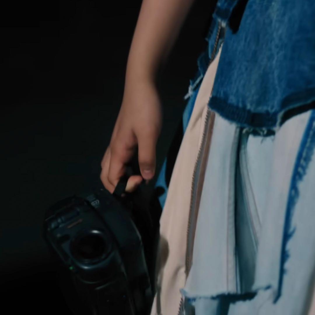 櫻坂46 MV使用モデル　京セラ SAMURAI HI8