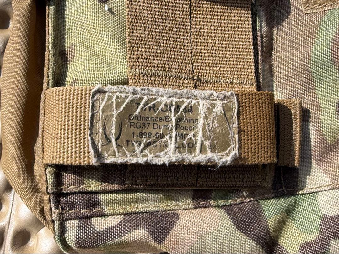 TYR tactical RG37 ダンプポーチ　実物　マルチカム