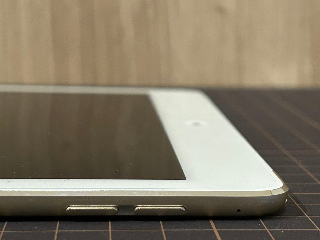 iPad Air 2（Wifi+Cellular 16GBバッテリ91%）_3