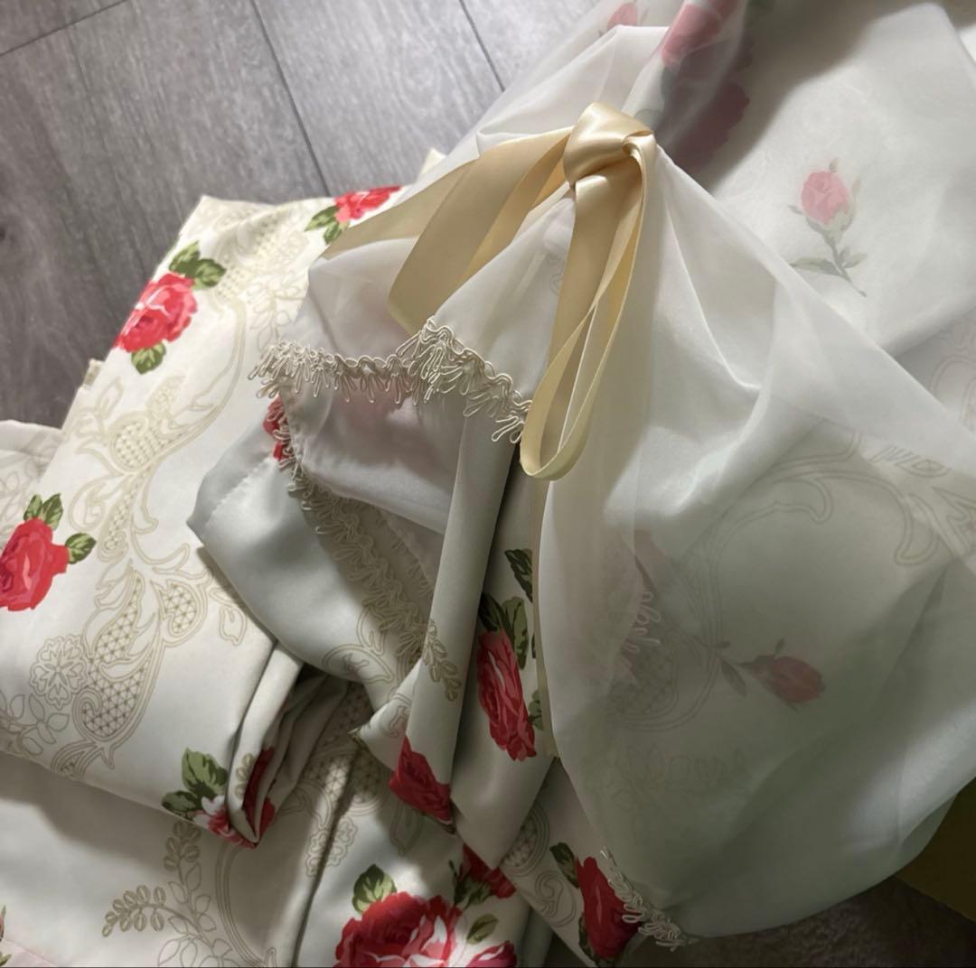 花柄カーテン 姫系リボン付き
