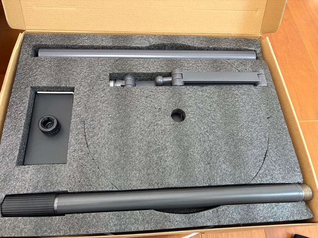 2025最新型 BEWISER 高さ回転調整可能なタブレットフロアスタンド