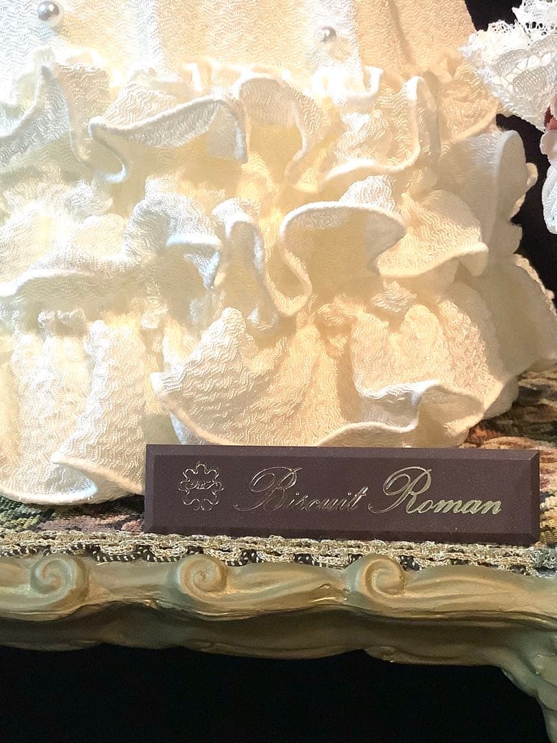 Biscuit Roman / スキヨ人形 白い縮緬ドレスの貴婦人 リボン印