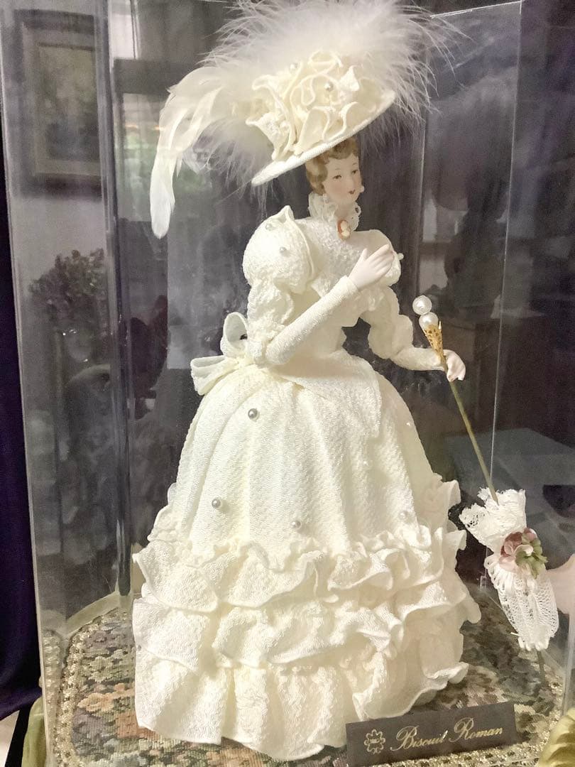 Biscuit Roman / スキヨ人形 白い縮緬ドレスの貴婦人 リボン印