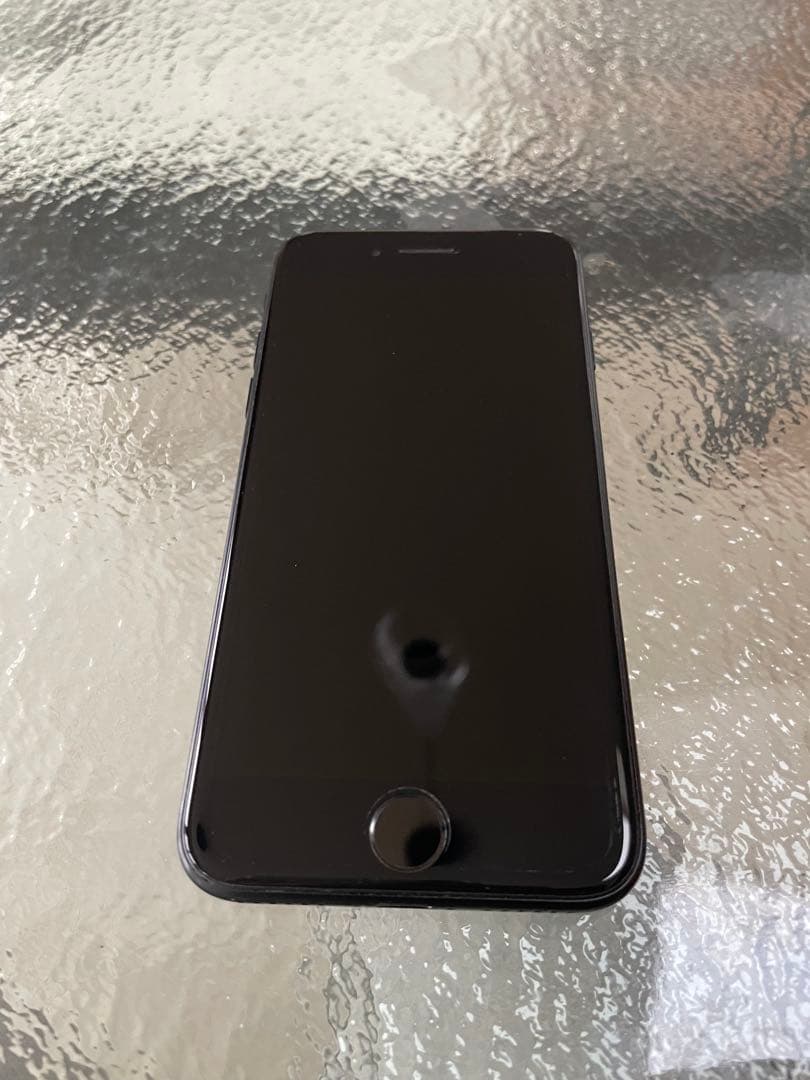 Apple iPhone SE \"第2世代\" ブラック 本体　128GB