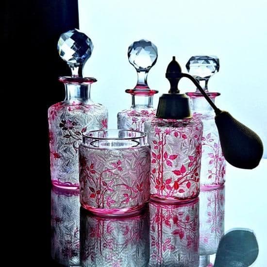 花のオールドバカラ エグランチエの香水瓶【1916年カタログ】ピンク