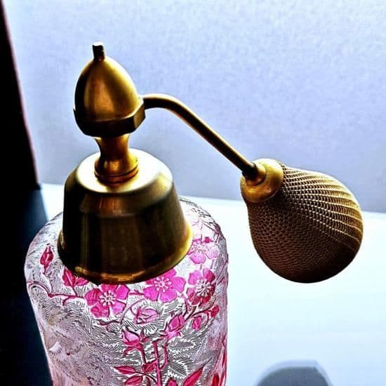 花のオールドバカラ エグランチエの香水瓶【1916年カタログ】ピンク