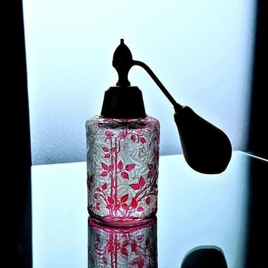 花のオールドバカラ エグランチエの香水瓶【1916年カタログ】ピンク