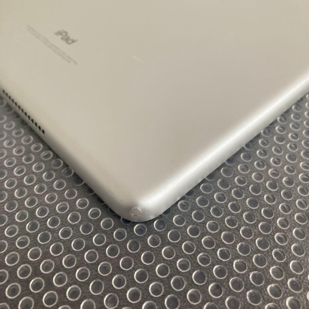 4102【早い者勝ち】電池最良好☆iPad6 第6世代 32GB SIMフリー☆
