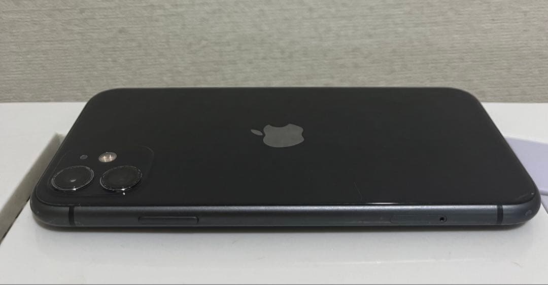 iPhone 11 256GB ブラック SIMフリー バッテリー74% 箱付き