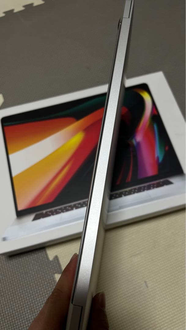 Macbook Pro 16-inchi 2019 Core i7 4 箱付き