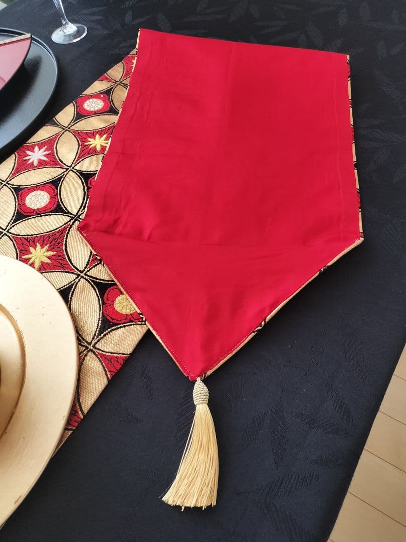 A888★逸品‼️七宝模様‼️テーブルランナー2m18cm