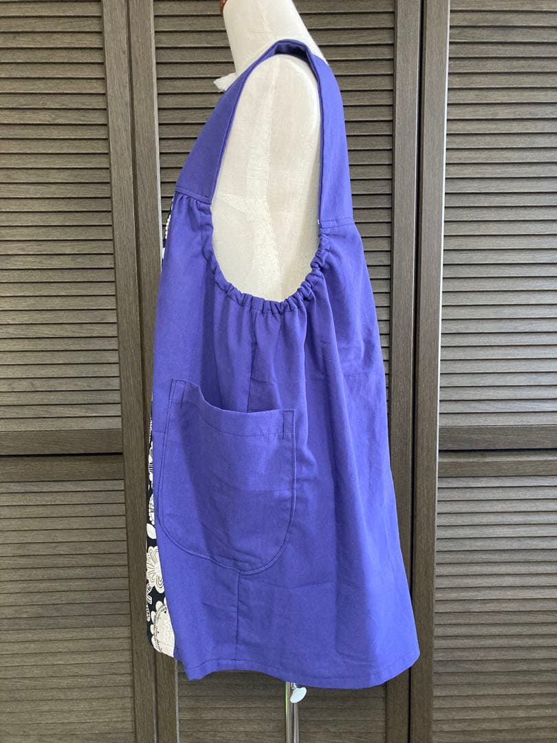 専用　ハンドメイド　エプロン　割烹着　保育士　介護士　看護師　ワンピース
