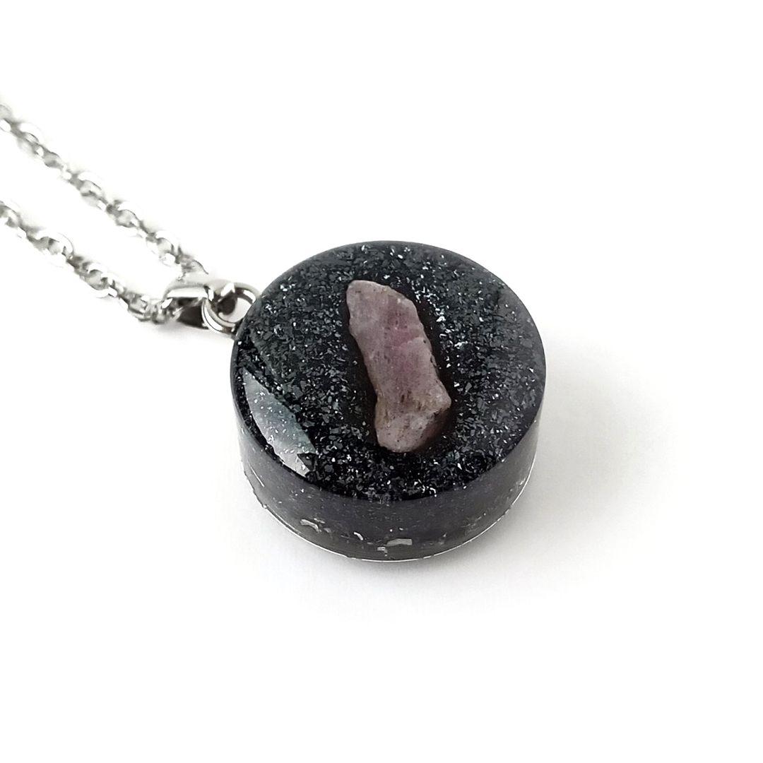 オルゴナイト｜女性向け｜生命力アップなど｜マイケイシャスヘマタイト×天然色ルビー