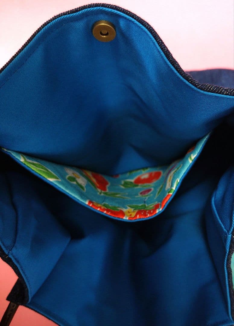 コヤンイサムチョン　クム　デニムリメイクトートバッグ　肩かけ