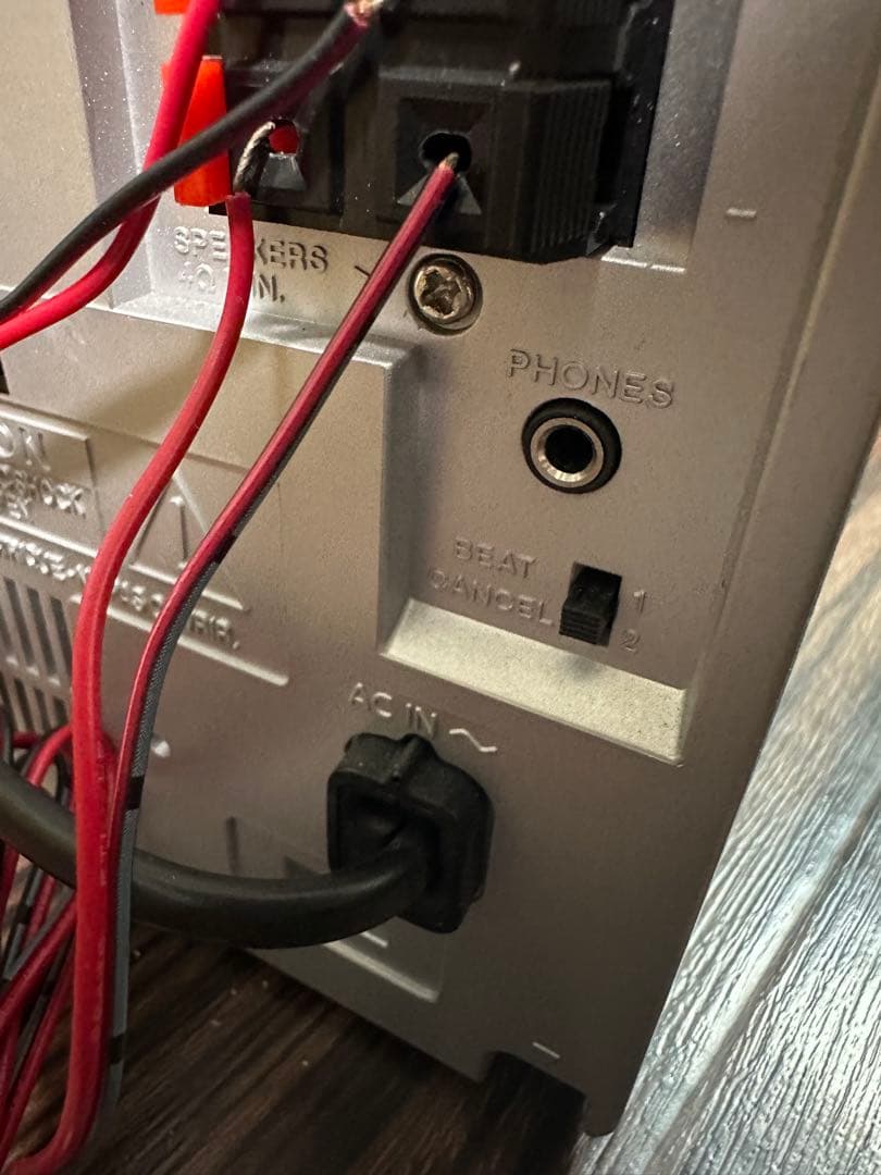 【安くて音良】SANYO ミニコンポ CD .カセットコンポ　シルバー/ウッド