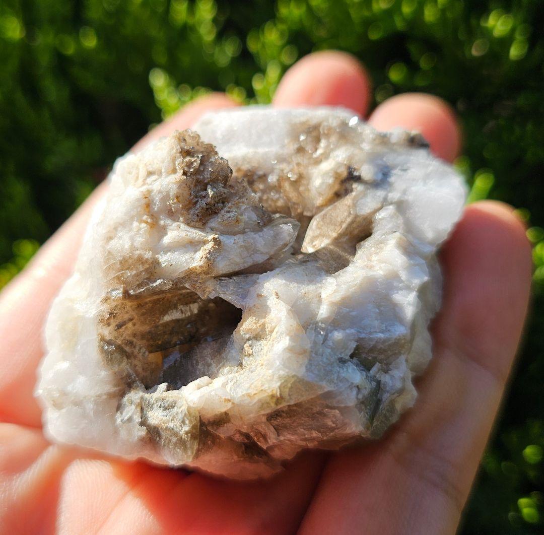 龍穴あり‼️アメリカ産 スモーキークォーツ ミニクラスター水晶