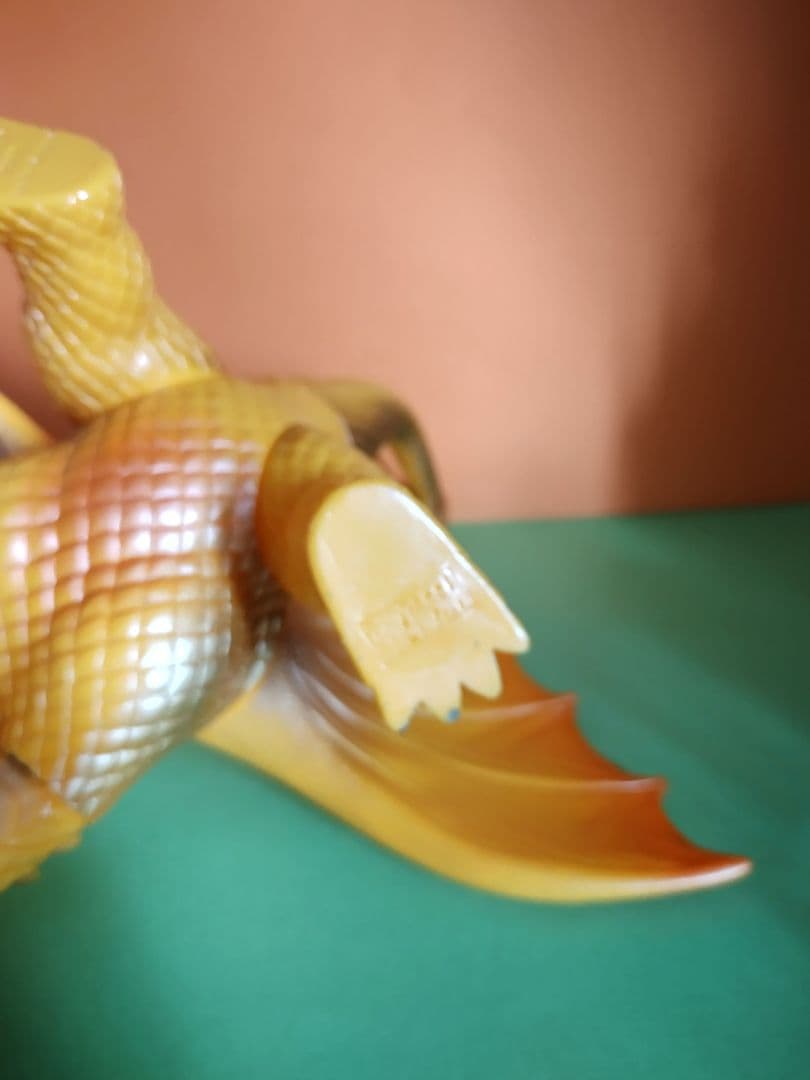 キングギドラ 怪獣郷 フィギュア