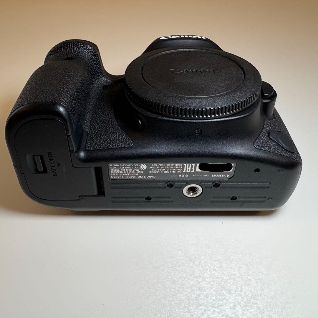 Canon EOS 6D MarkⅡ ボディ
