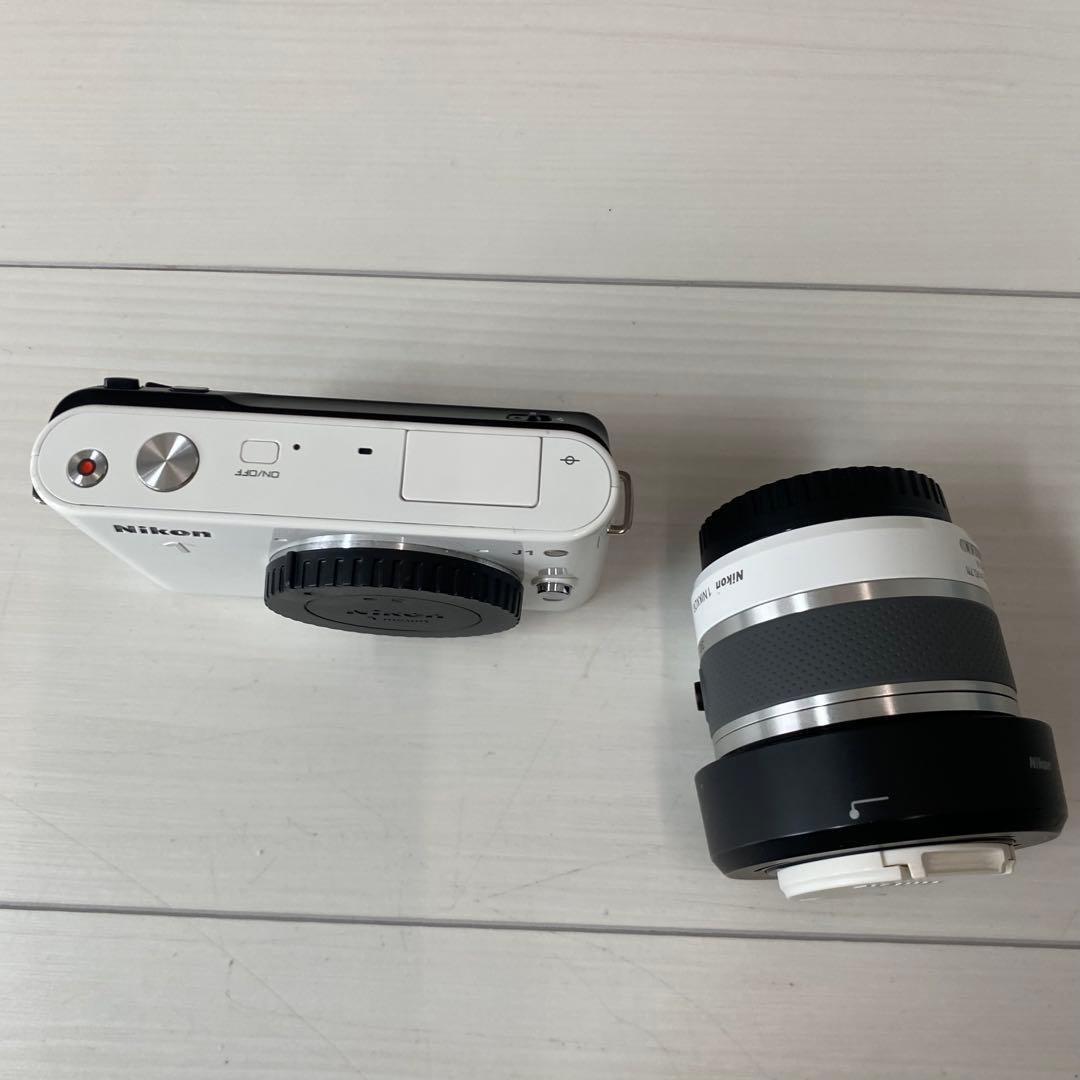 【極美品】ニコン Nikon1 J1 10-30 NIKKOR ホワイト