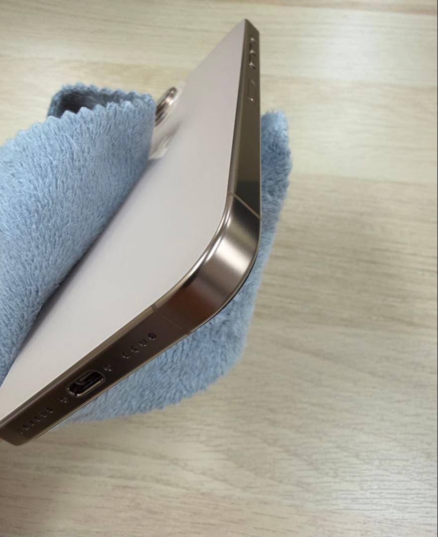 【極美品】iPhone16 promax 512GBデザートチタニウム