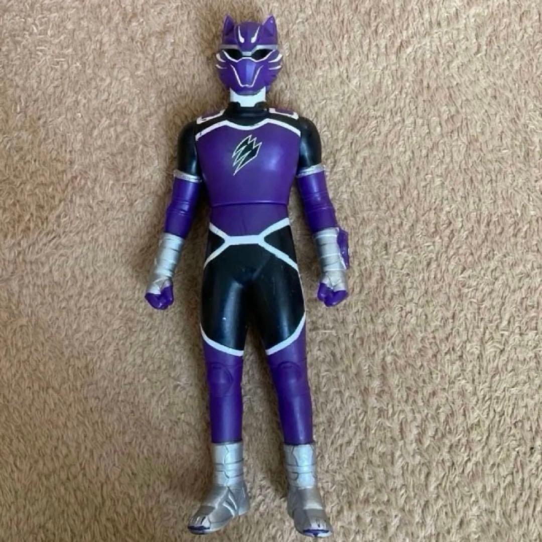 戦隊ヒーロー、仮面ライダー フィギュア ソフビ 8体セット 1体おまけ
