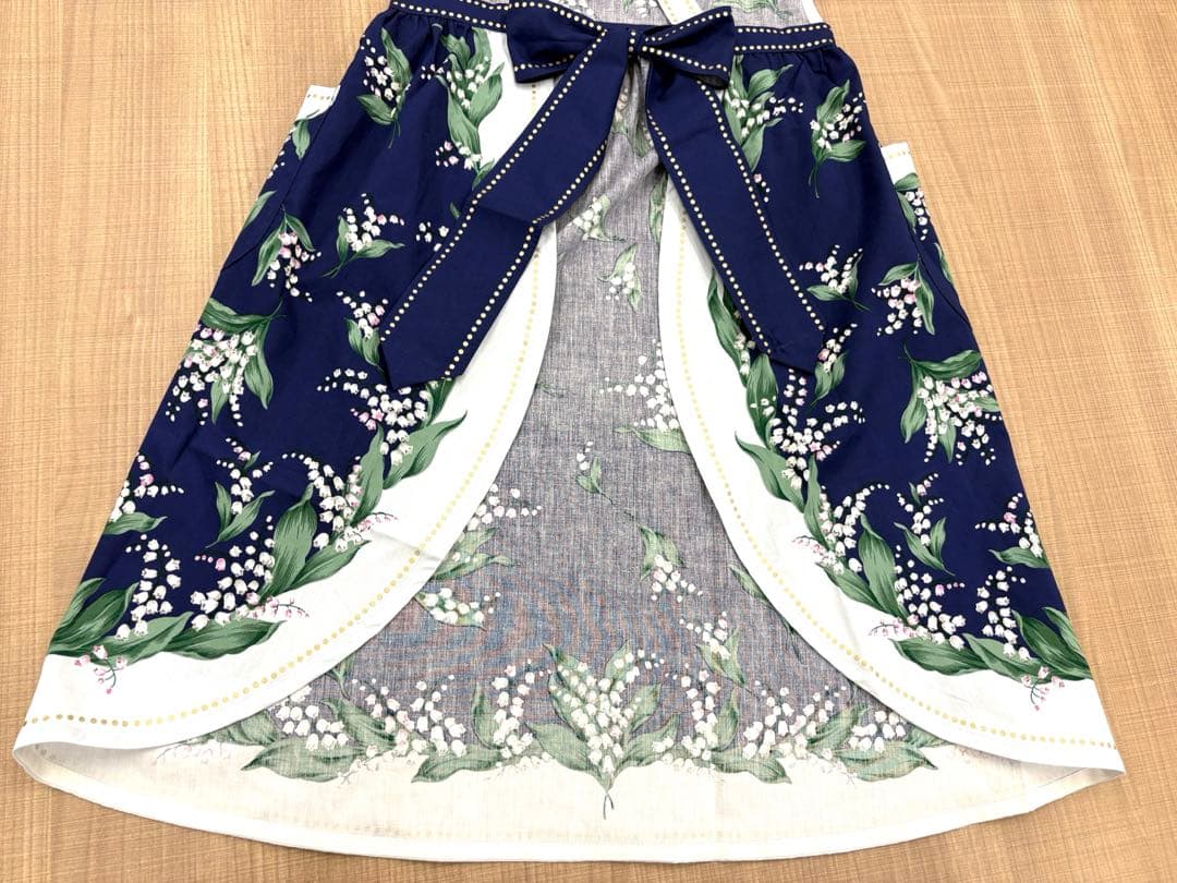 タグ付未使用✨️クリスチャン　ディオール　エプロン　スズラン柄　カネボウ製品