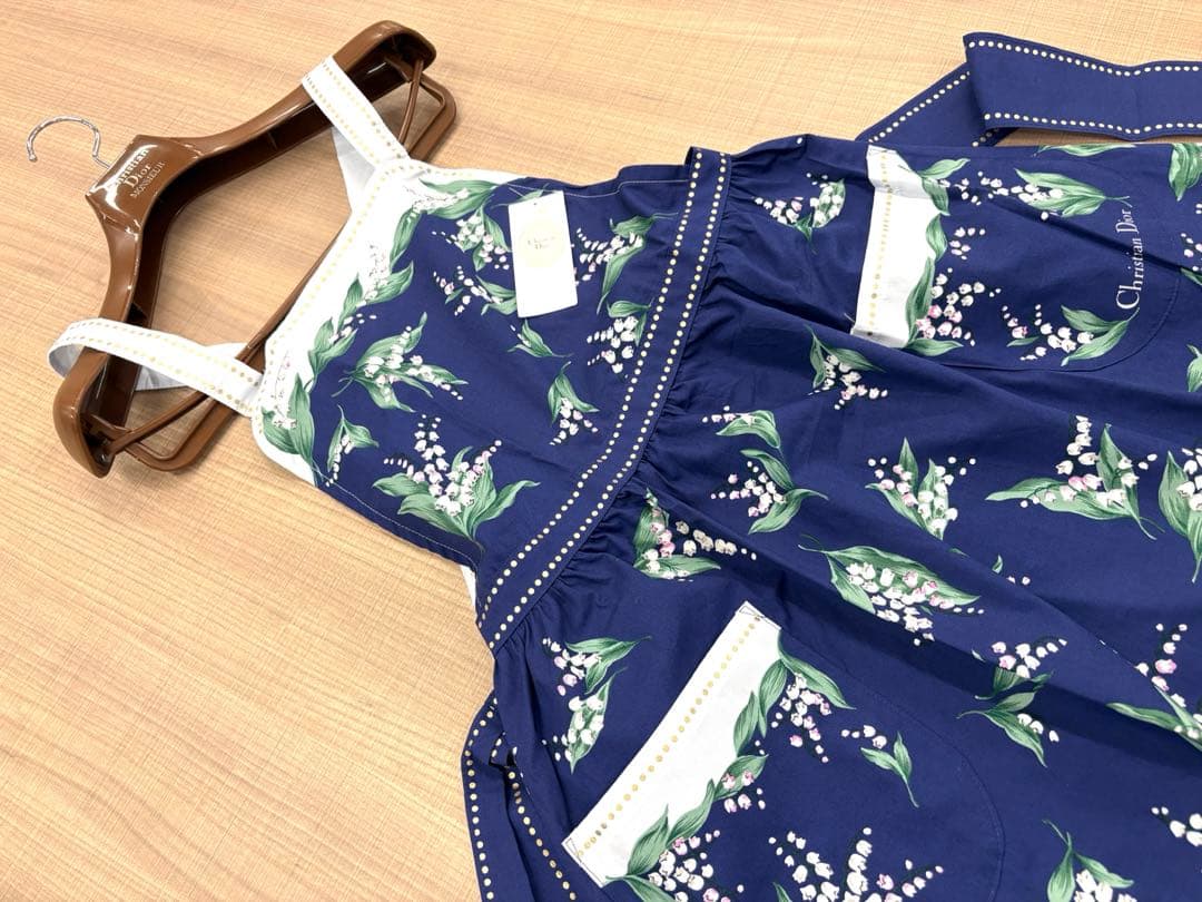 タグ付未使用✨️クリスチャン　ディオール　エプロン　スズラン柄　カネボウ製品