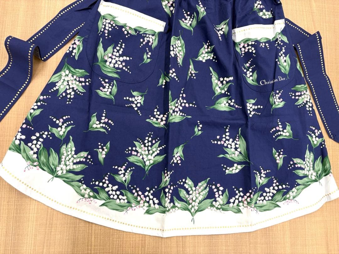 タグ付未使用✨️クリスチャン　ディオール　エプロン　スズラン柄　カネボウ製品