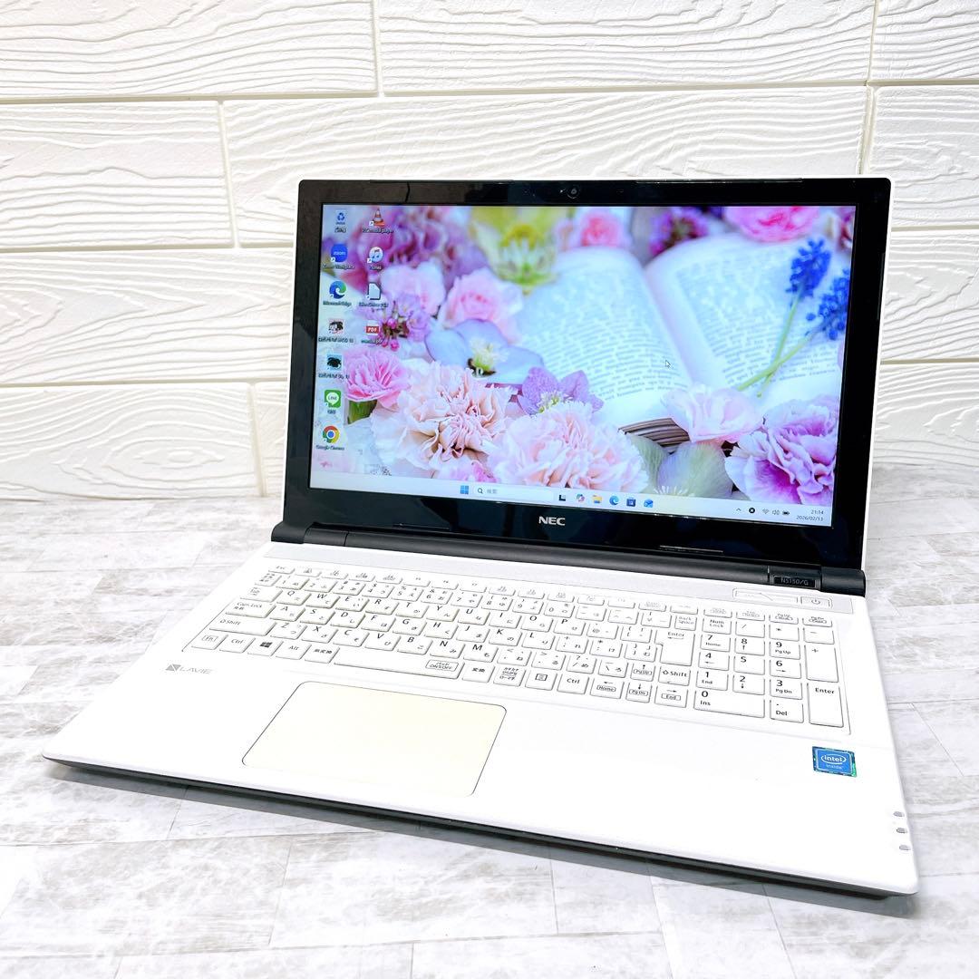 【人気】メモリ8GB✨SSD✨カメラ付✨ノートパソコン Windows11