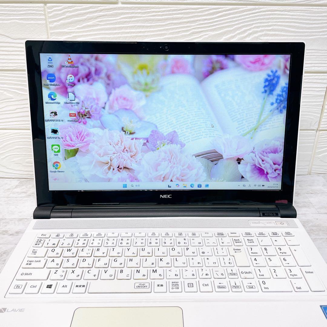 【人気】メモリ8GB✨SSD✨カメラ付✨ノートパソコン Windows11