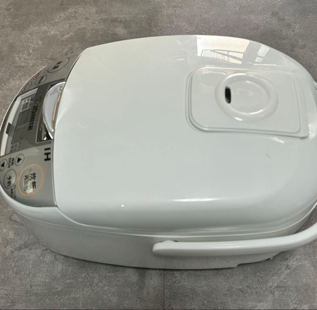 象印マホービン 炊飯器 5.5合 ホワイト NP-XB10-WA