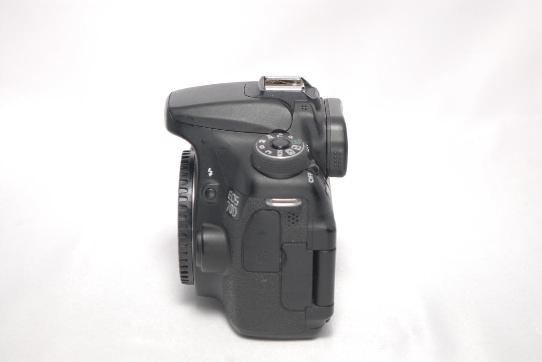 ✨高性能＆超望遠レンズ✨Wi-Fi✨Canon EOS 70D Wレンズキット