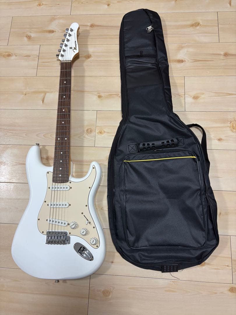 ホワイト ストラトキャスター エレキギター