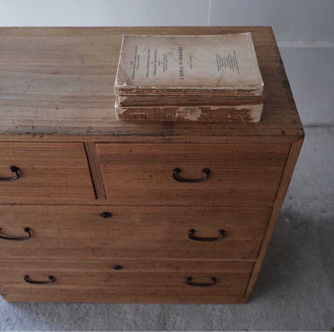 4杯の引き出しチェスト