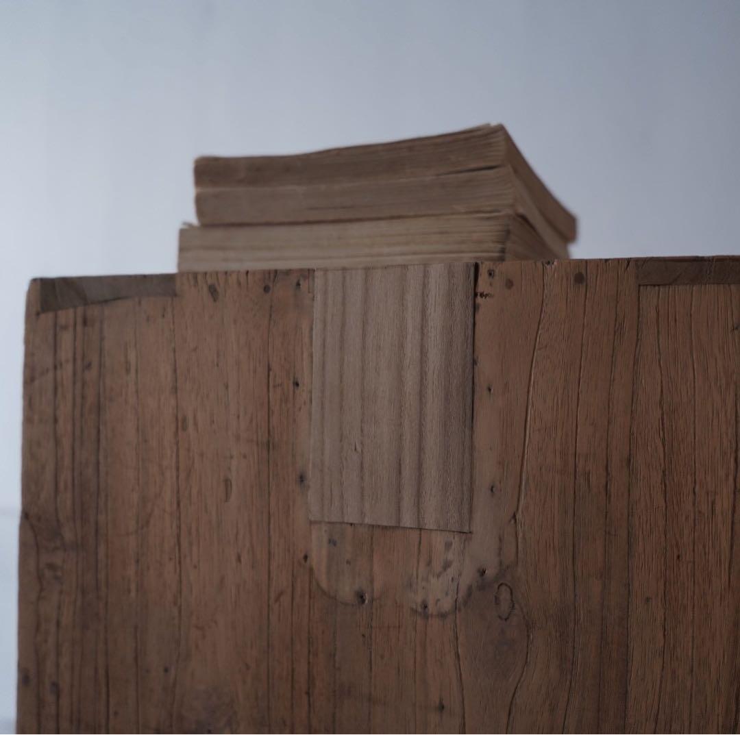 4杯の引き出しチェスト