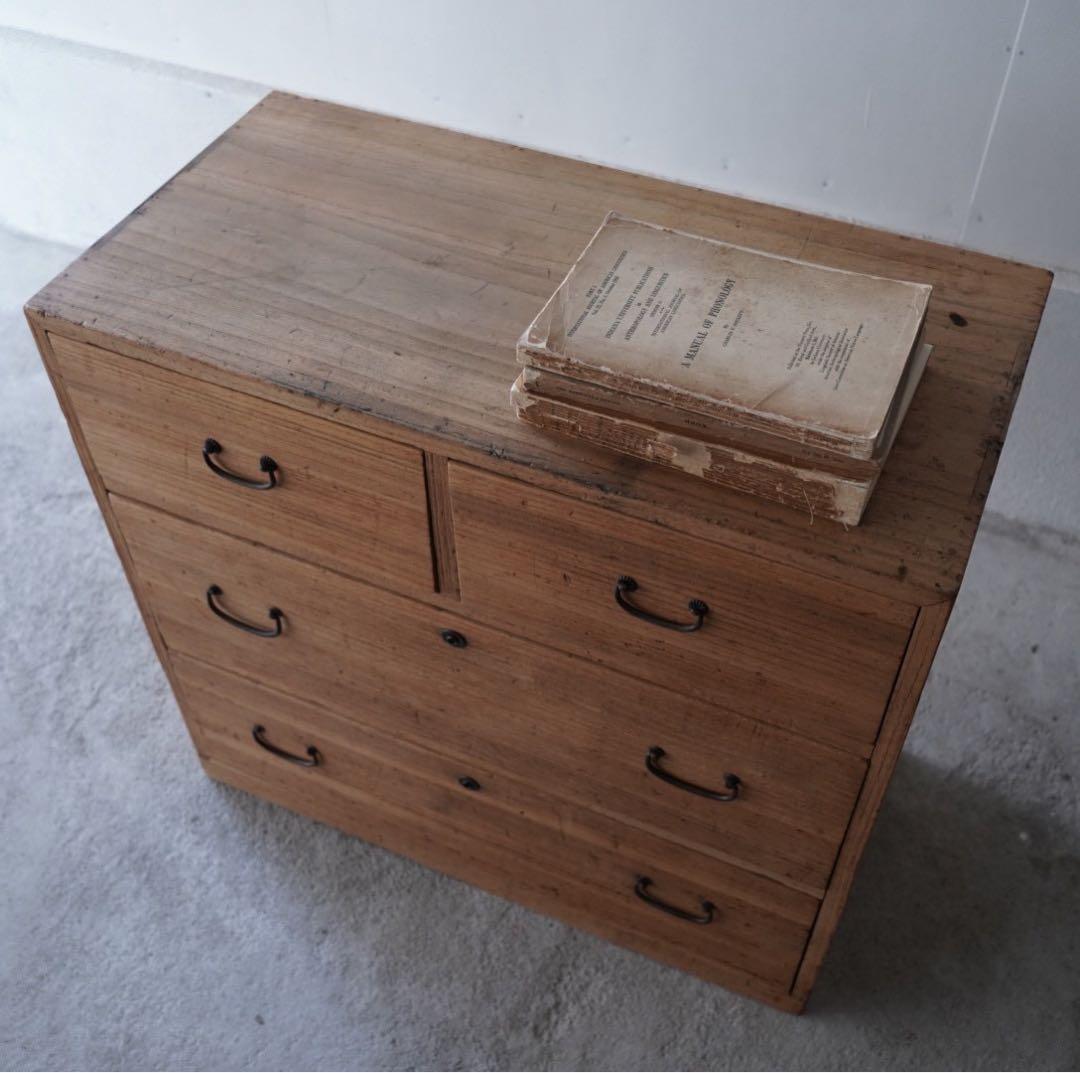 4杯の引き出しチェスト