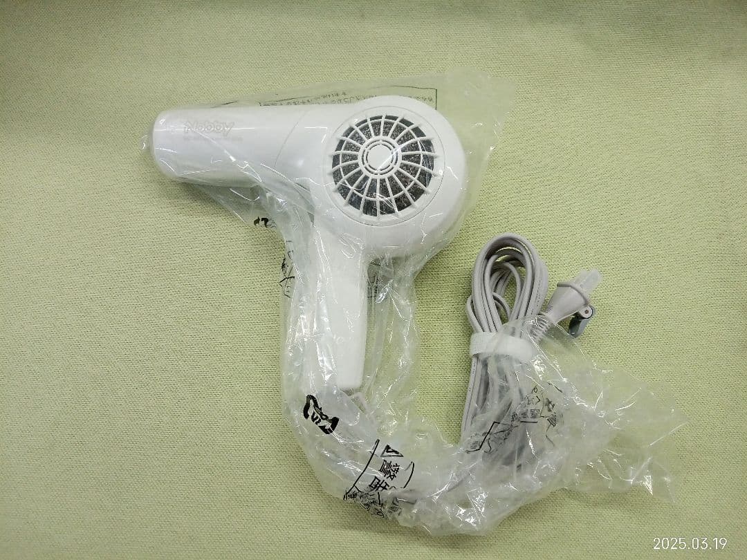 《TA2068》Nobby マイナスイオン ヘアードライヤー NB1501白色