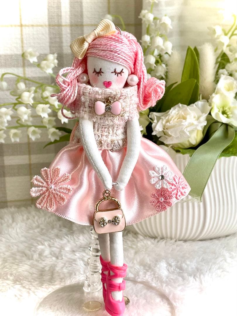 リントンツイード❤️ピンクサテンスカート❤️ハンドメイド♡ドールチャーム
