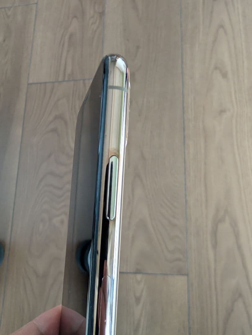 iPhone XS ゴールド 64GB SIMフリー バッテリー73%