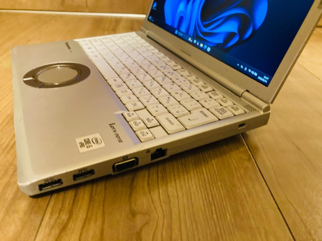 レッツノートSV9 256GB 16GB OFFICE2024 バッテリ95％残