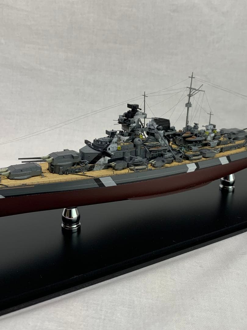 フライホーク1/700ドイツ戦艦ビスマルク　完成品