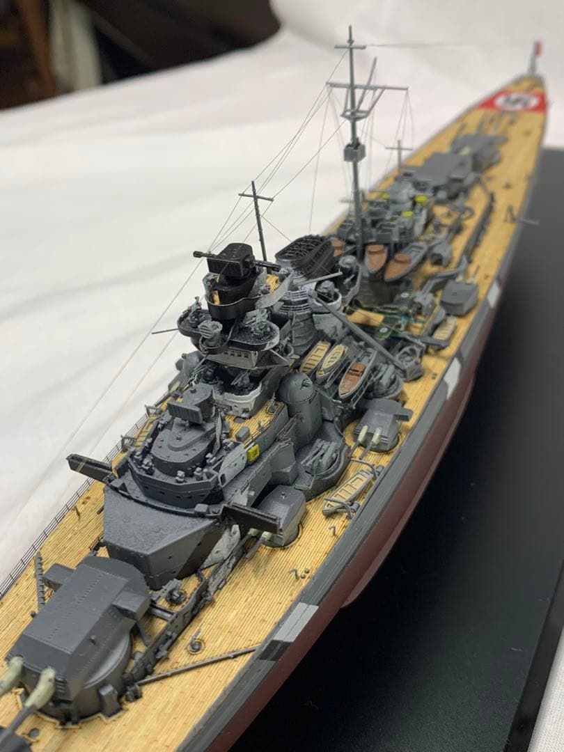 フライホーク1/700ドイツ戦艦ビスマルク　完成品