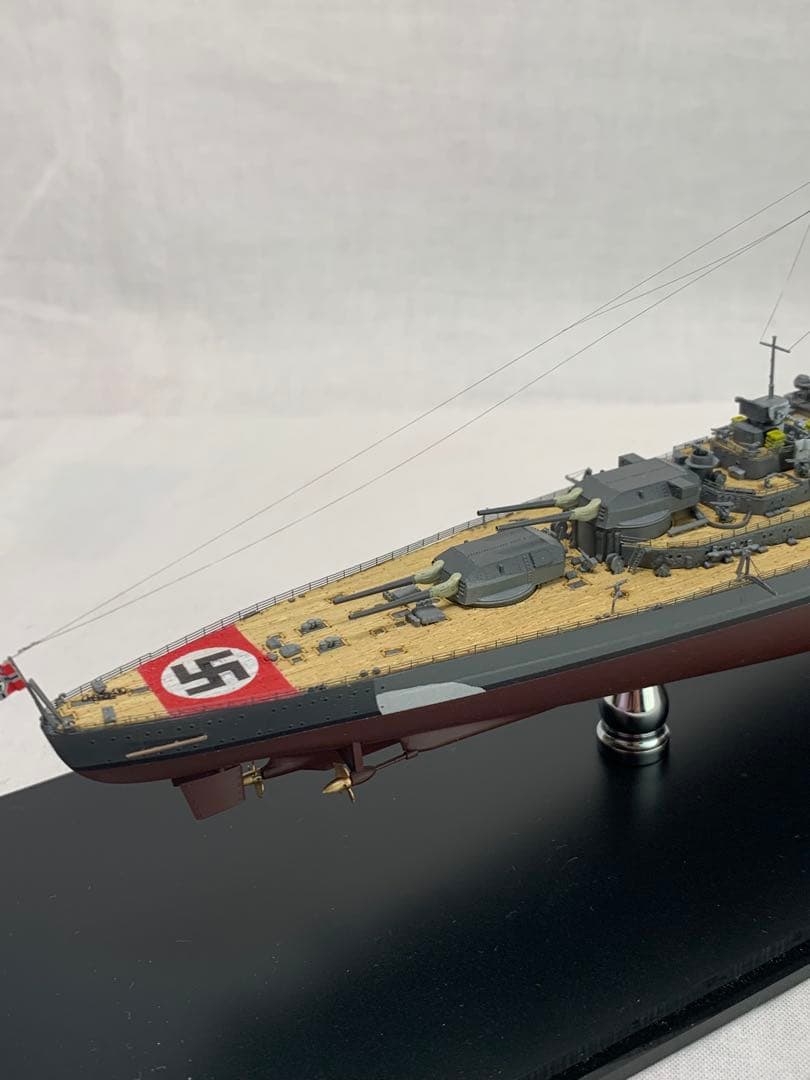フライホーク1/700ドイツ戦艦ビスマルク　完成品