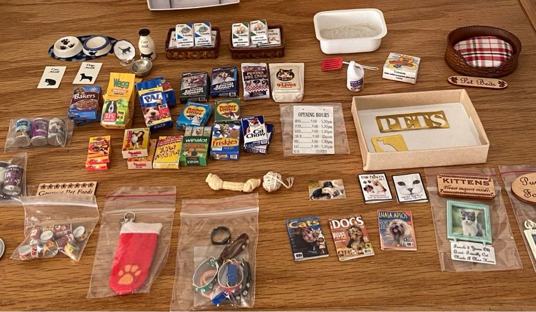 ドールハウス　ミニチュア　ペットフード　ペット　ショップ　いぬ　ルームボックス