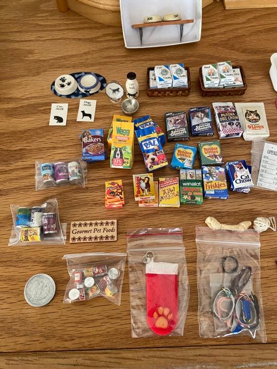 ドールハウス　ミニチュア　ペットフード　ペット　ショップ　いぬ　ルームボックス