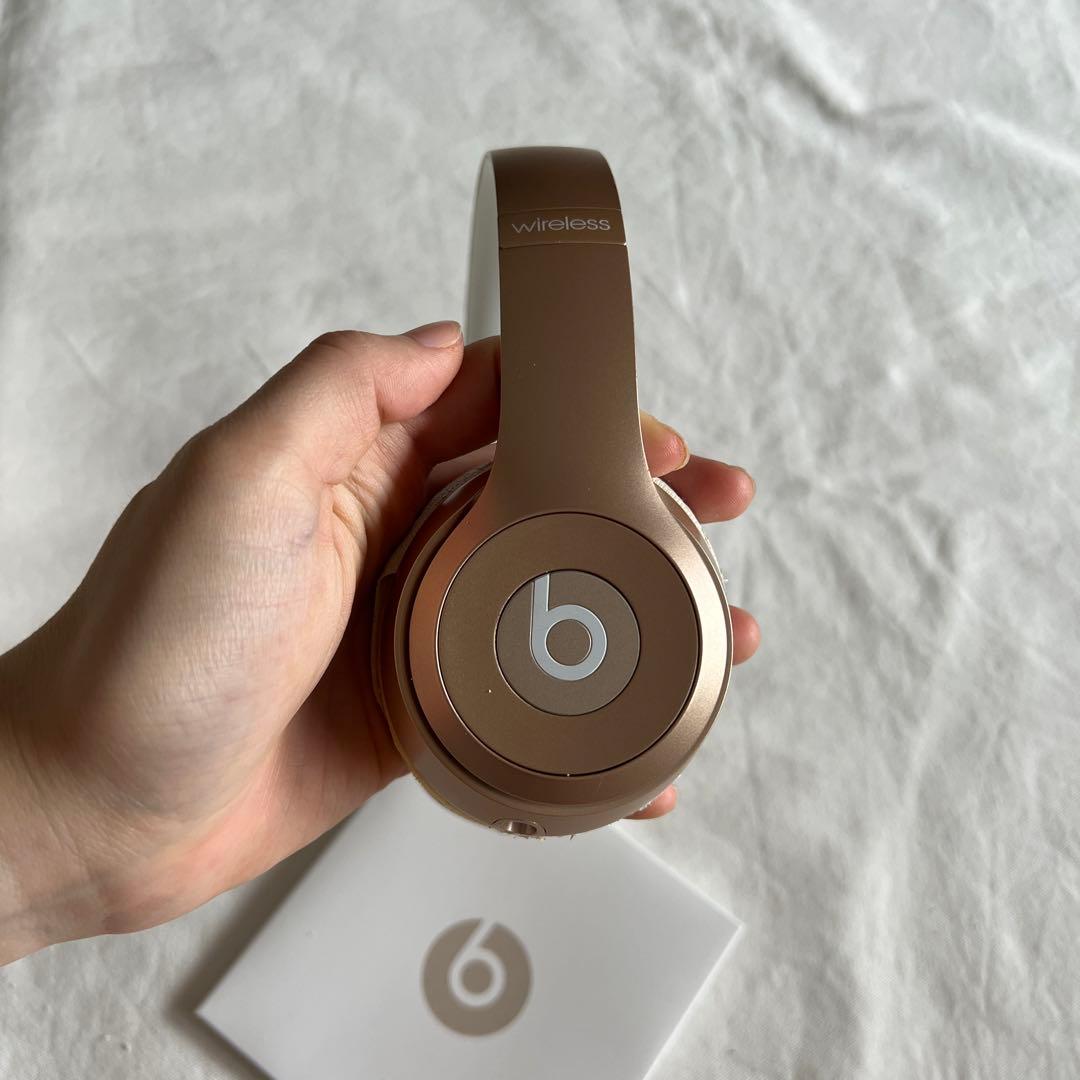 Beats ビーツ　solo2 ワイヤレス　wireless ゴールド　gold