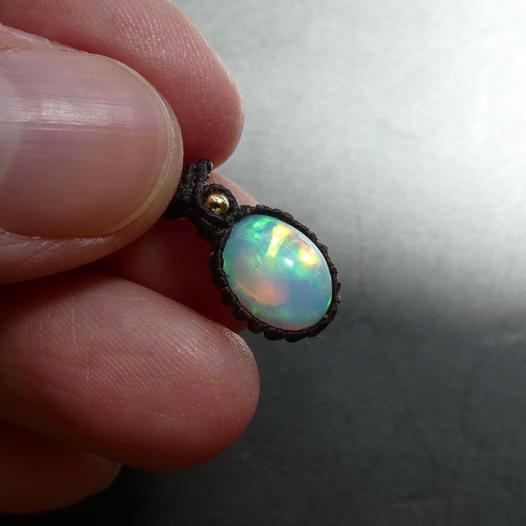 きら　オパールのマクラメネックレス