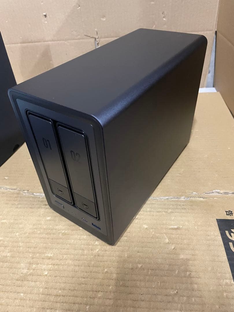 UGREEN NASync DXP2800 ジャンク品