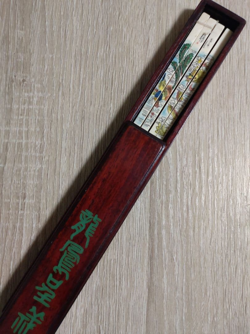 花柄の箸と木製ケースセット (龍鳳呈祥)