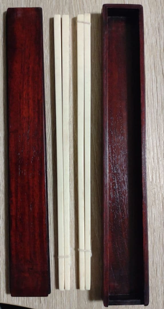 花柄の箸と木製ケースセット (龍鳳呈祥)